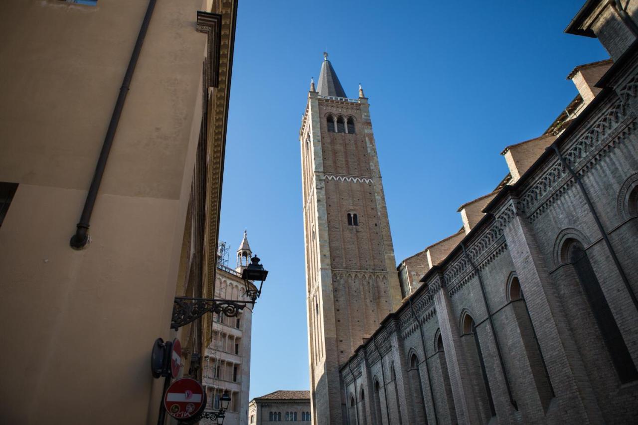 Parma A Due Passi Dal Duomo Apartment المظهر الخارجي الصورة