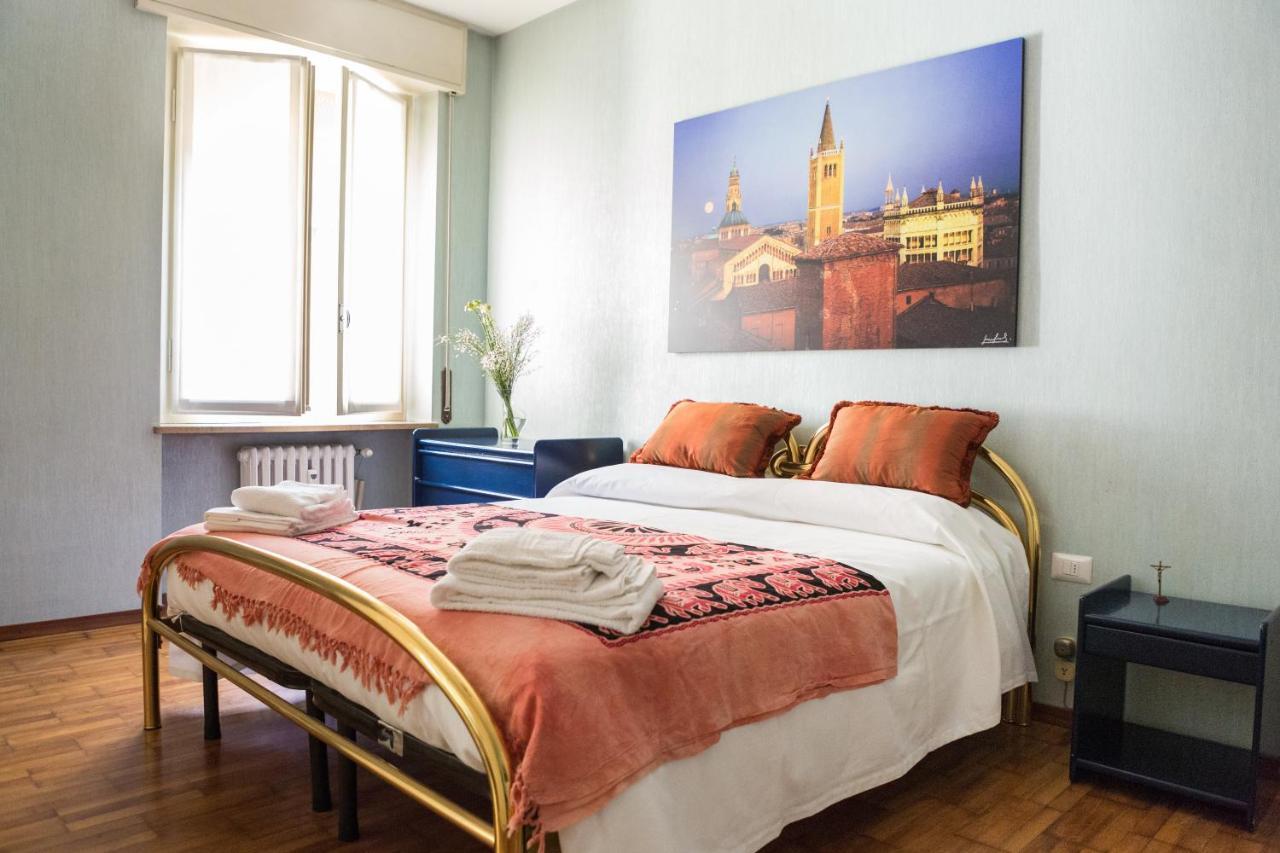 Parma A Due Passi Dal Duomo Apartment المظهر الخارجي الصورة